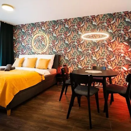 Gold Garden Terrace Brno