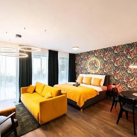 Gold Garden Terrace